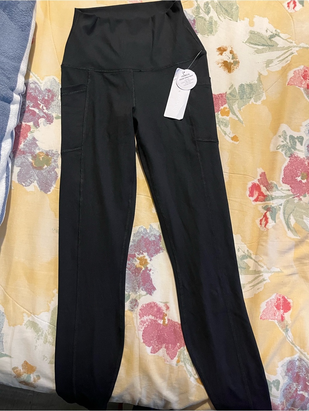 Yogalicious Black Luxe Tribeca Ankle Tight - XS